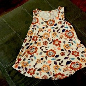 Old navy floral tank